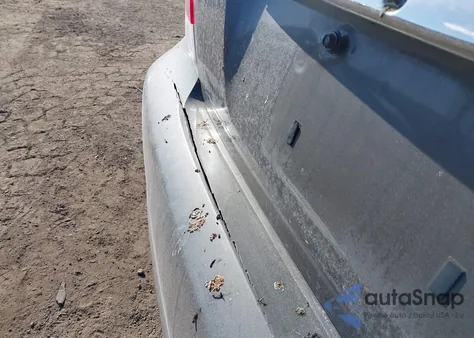 2005 Toyota Camry Le from USA, damaged, VIN 4T1BE30K05U943109